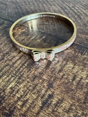 Kate Spade “Take a Bow” Moon River Rose Gold glitter double bow bangle bracelet